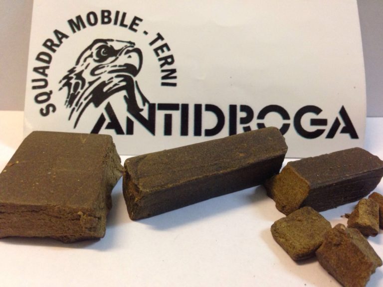 L'hashish sequestrato al minore