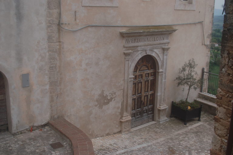 chiesa S.trinità  Calvi
