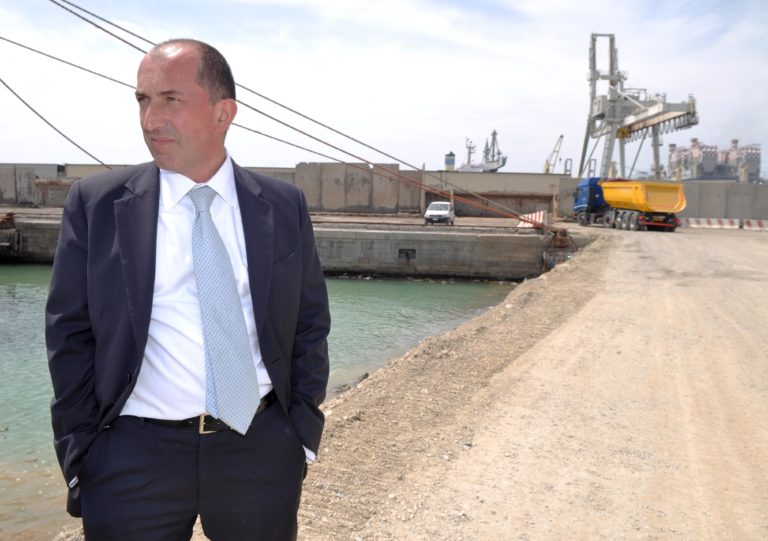 Ge - lavori a Calata Bettolo