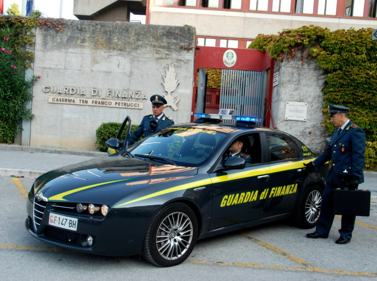 truffa ai servizi sanitari GdF