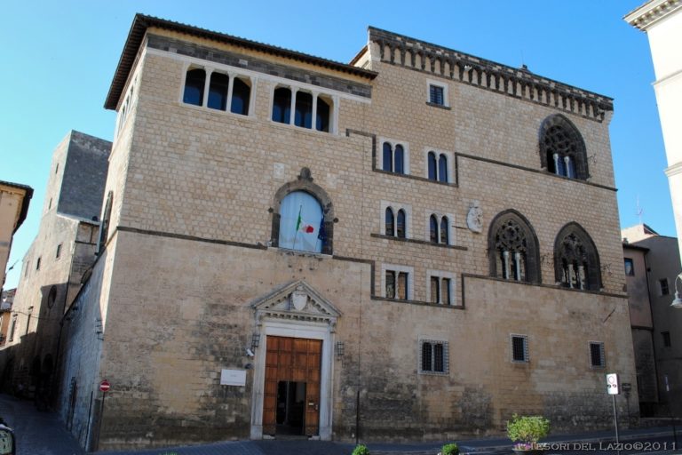 tarquinia_vt_-_palazzo_vitelleschi_-_foto_di_g__garofoli_05-2011