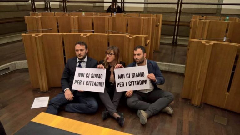 Lega Nord e M5S occupano REGIONE