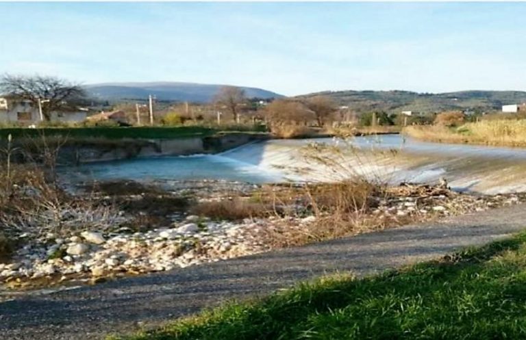 fiume topino foto