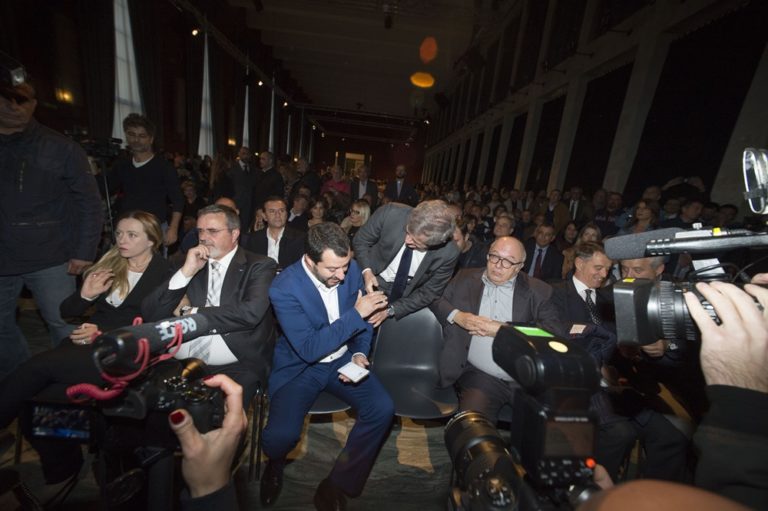 PRESENTAZIONE DEL LIBRO "LA SCOSSA DELLO SCARPONE"