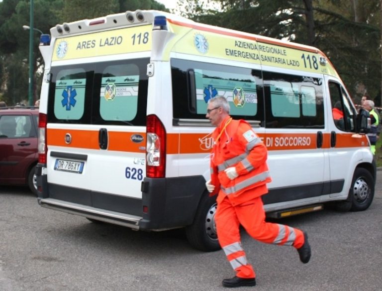 Arrivo-ambulanza-esercitazione-118