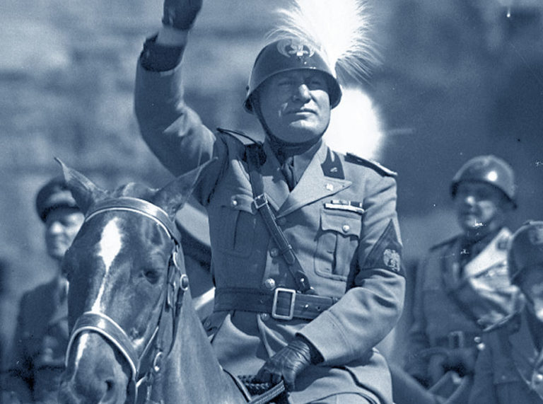 Mussolini-a-cavallo