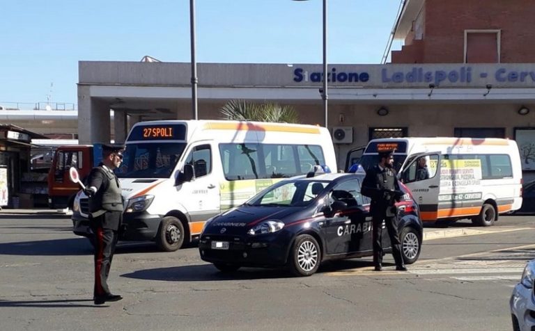 stazione ladispoli carabinieri posto di blocco