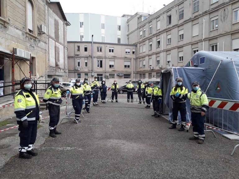 Ospedale Tarquinia, riposizionata la tenda Prociv Aeopc
