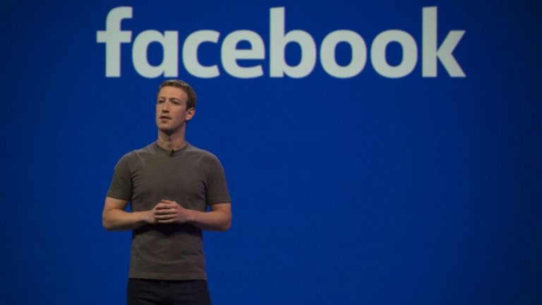 zuckerberg-facebook