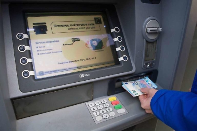 bancomat-851520