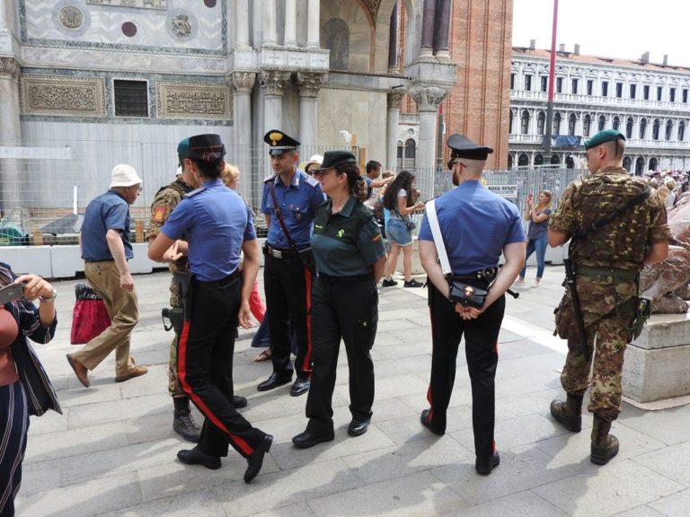 carabinieri_san_marco_venezia
