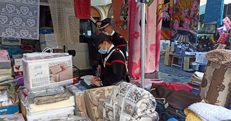 Carabinieri-al-mercato