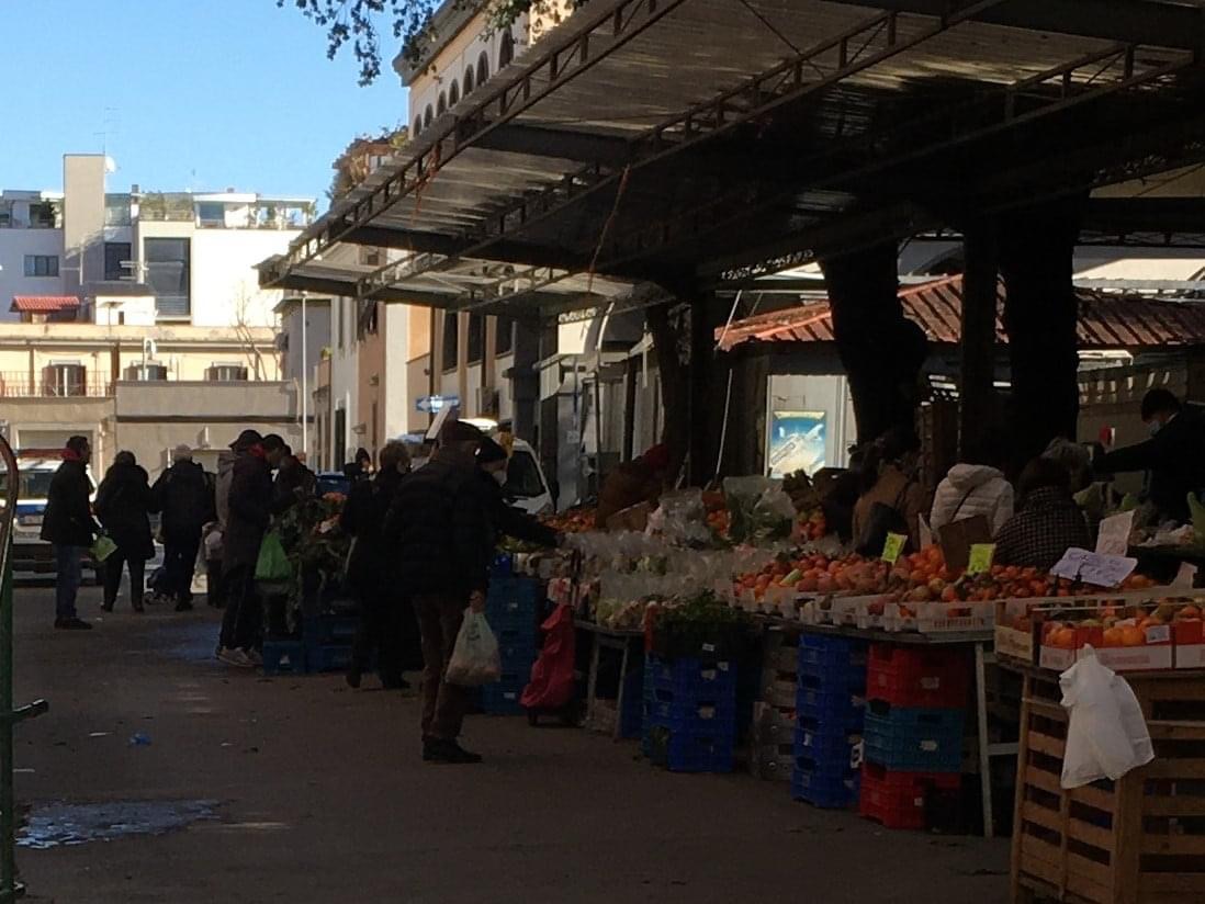 mercato civitavecchia2