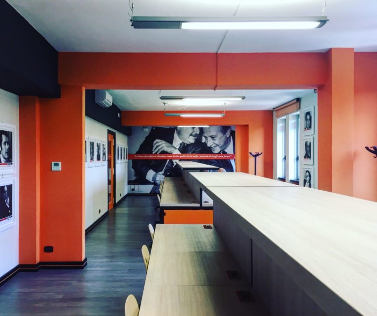 biblioteca