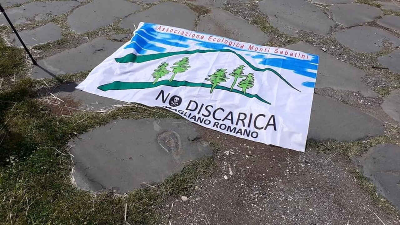 magliano romano no discarica-2