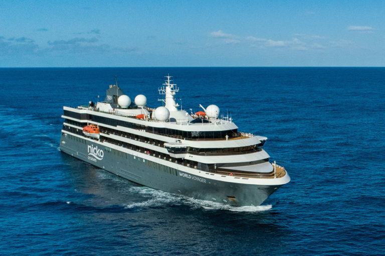 nicko-cruises-world-voyager-tenerife
