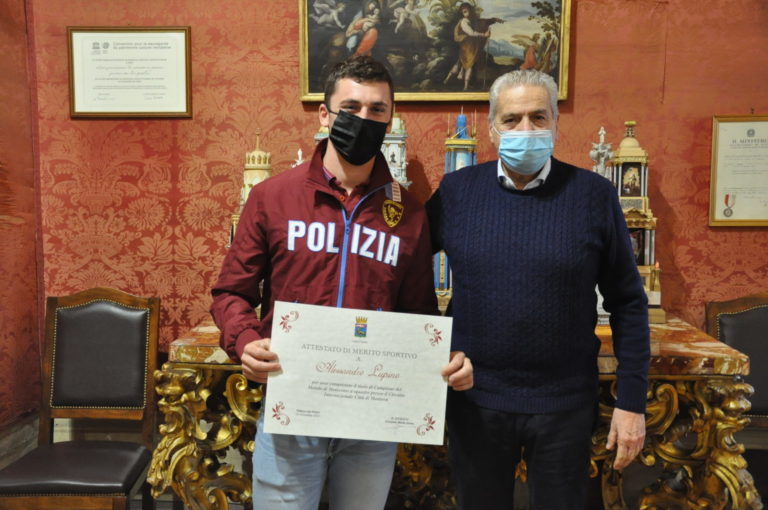 sindaco_e_lupino