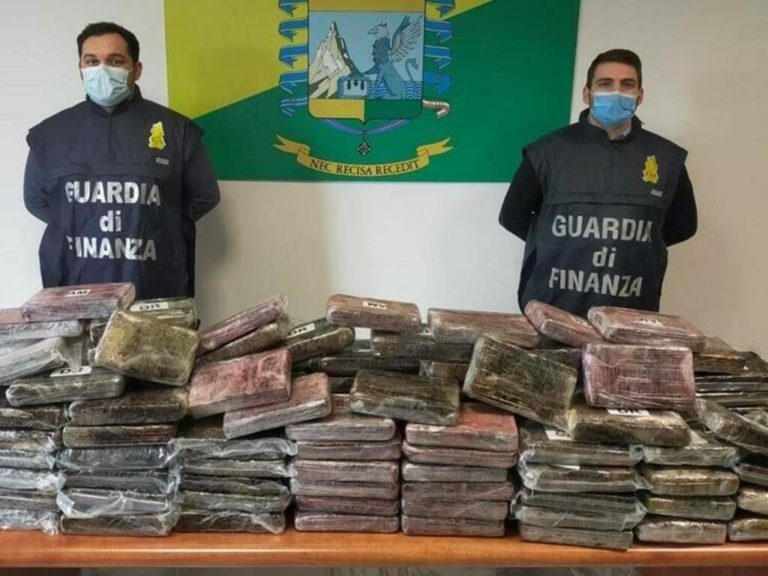 guardia-di-finanza-genova-sequestro-droga