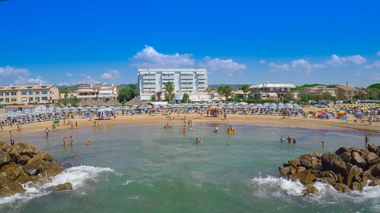 pino a mare santa marinella