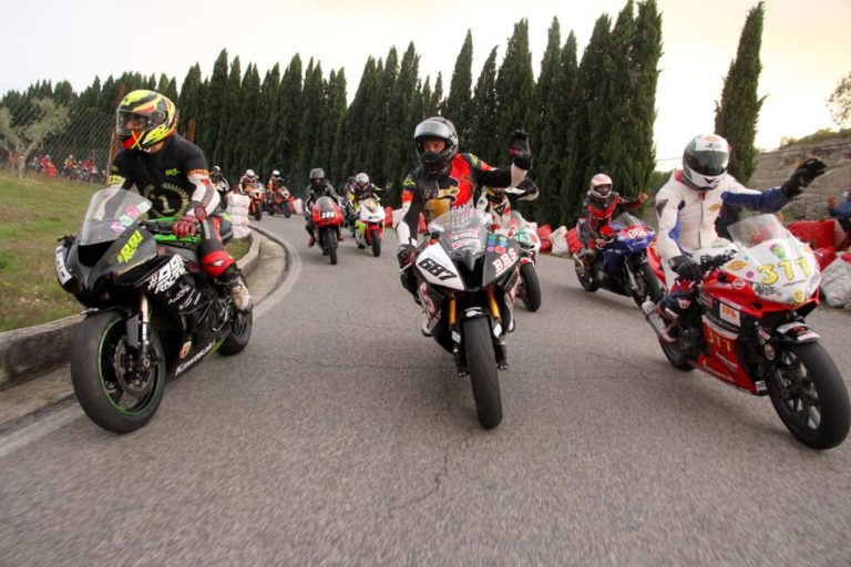 moto in salita