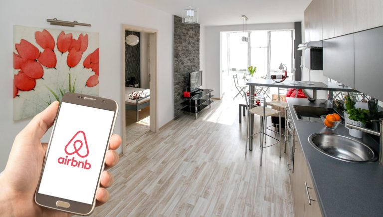 airbnb-g370b2fad0_1920