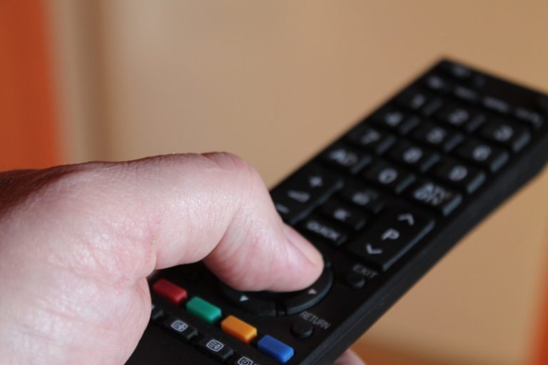 hand-technology-finger-gadget-tv-mobile-phone-remote-control-multimedia-computer-keyboard-turn-on-1343622