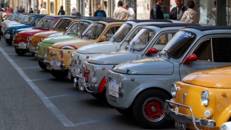raduno fiat 500-2