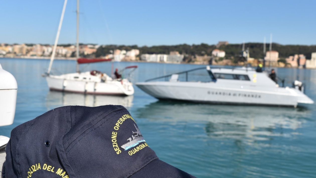 05112022 123426 01 Berretto navigazione Polizia del Mare