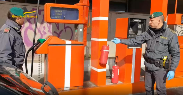 gdf controllo prezzo carburanti