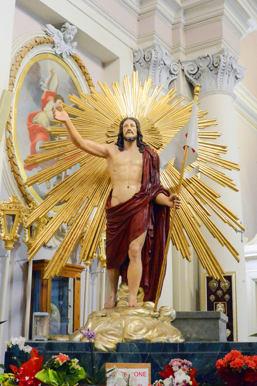 La statua del Cristo Risorto