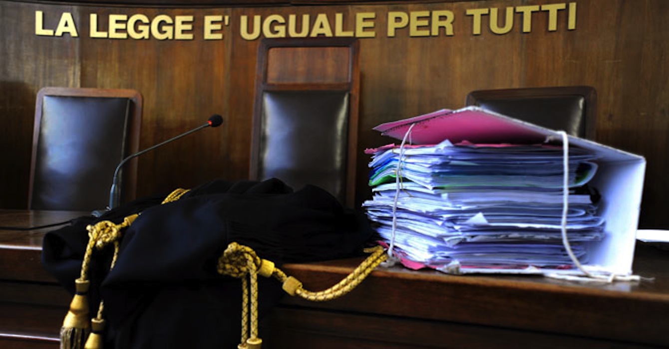 aula-di-tribunale