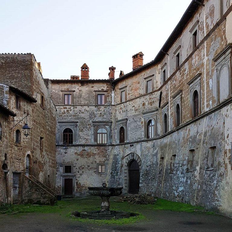 balthus_castello_montecalvello_web
