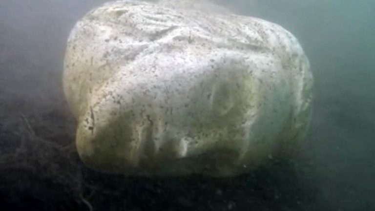 Lago di Nemi statua ipotesi nave Caligola