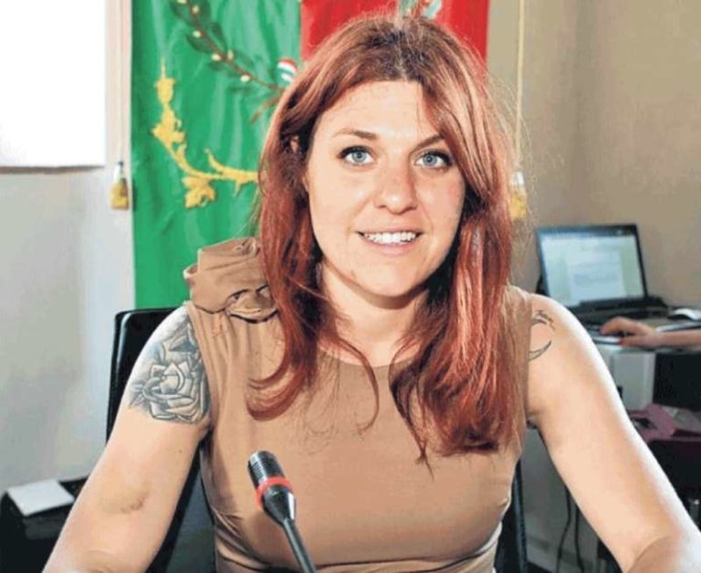gloria-scacchi