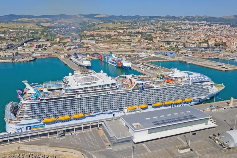 porto di civitavecchia rct