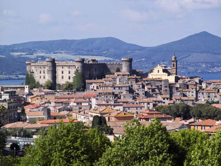 Veduta-di-Bracciano-e-del-Castello-Odescalchi