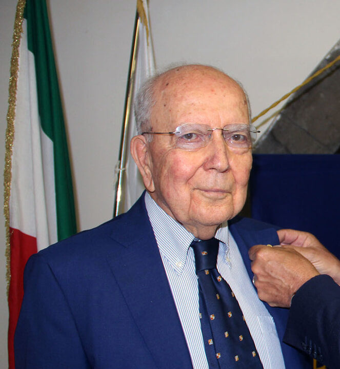 Mario Moscatelli socio onorario Rotary Club-2