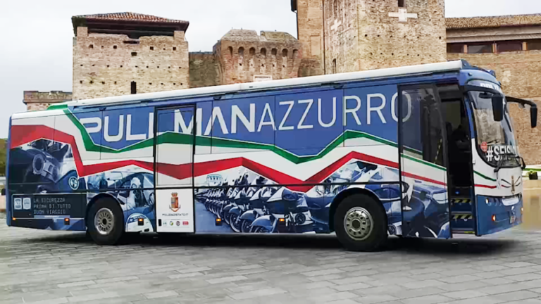 PullmannAzzurro-Immagine