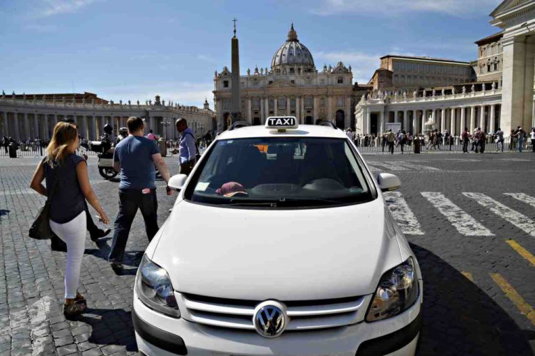 Taxi-Roma