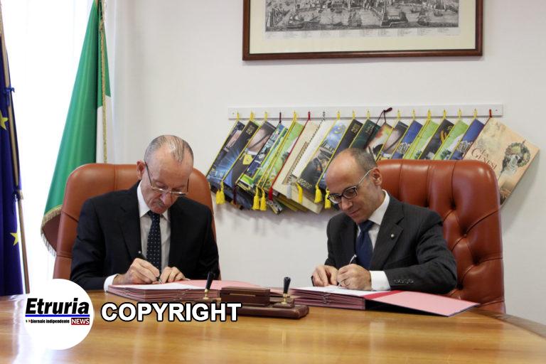 Anac-Sogin-Protocollo-Intesa-da-sx-Presidente-Sogin-Carlo-Massagli-e-Presidente-Anac-Giuseppe-Busia-firma-28-11-2023
