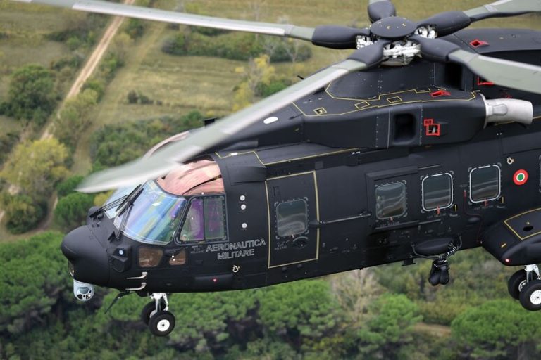elicottero HH-101 del 9° Stormo dell'Aeronautica Militare