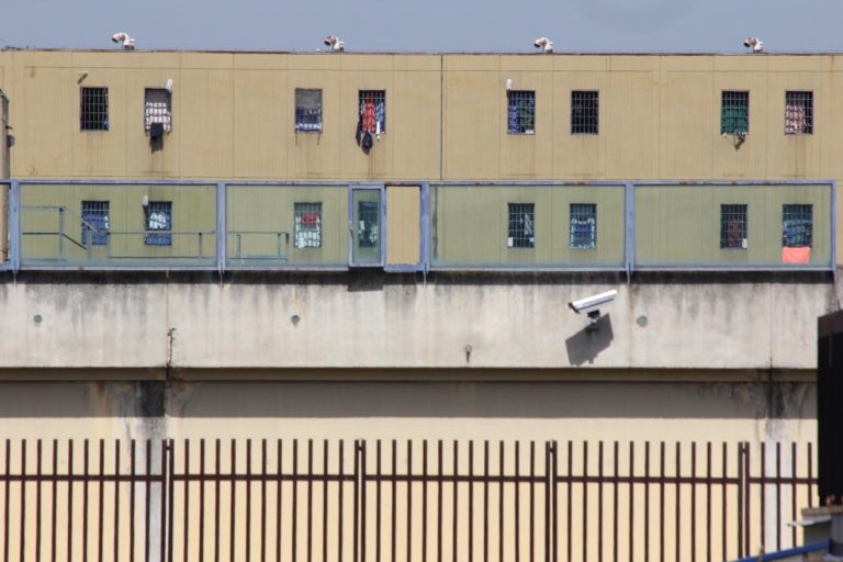 rivolta carcere 2