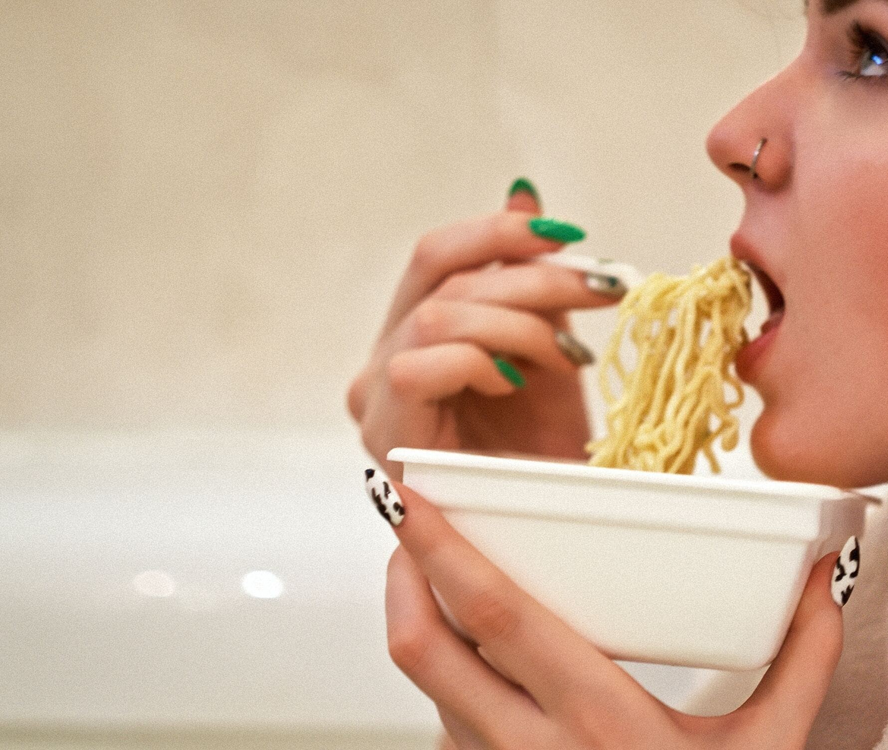 657185ef5ccd4e5aec9e1c8f_Emotional eating o fame emotiva