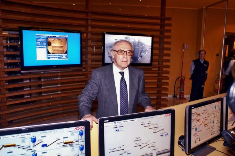 manlio cerroni