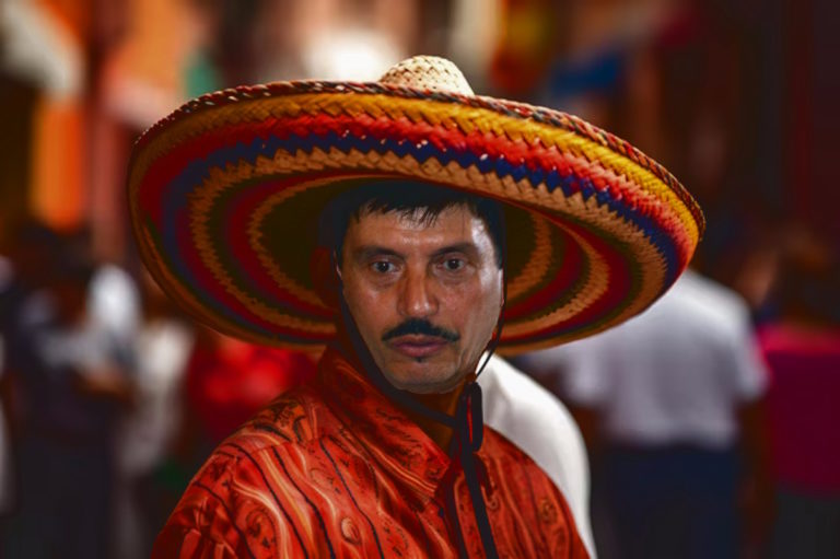 piendibene messicano col sombrero