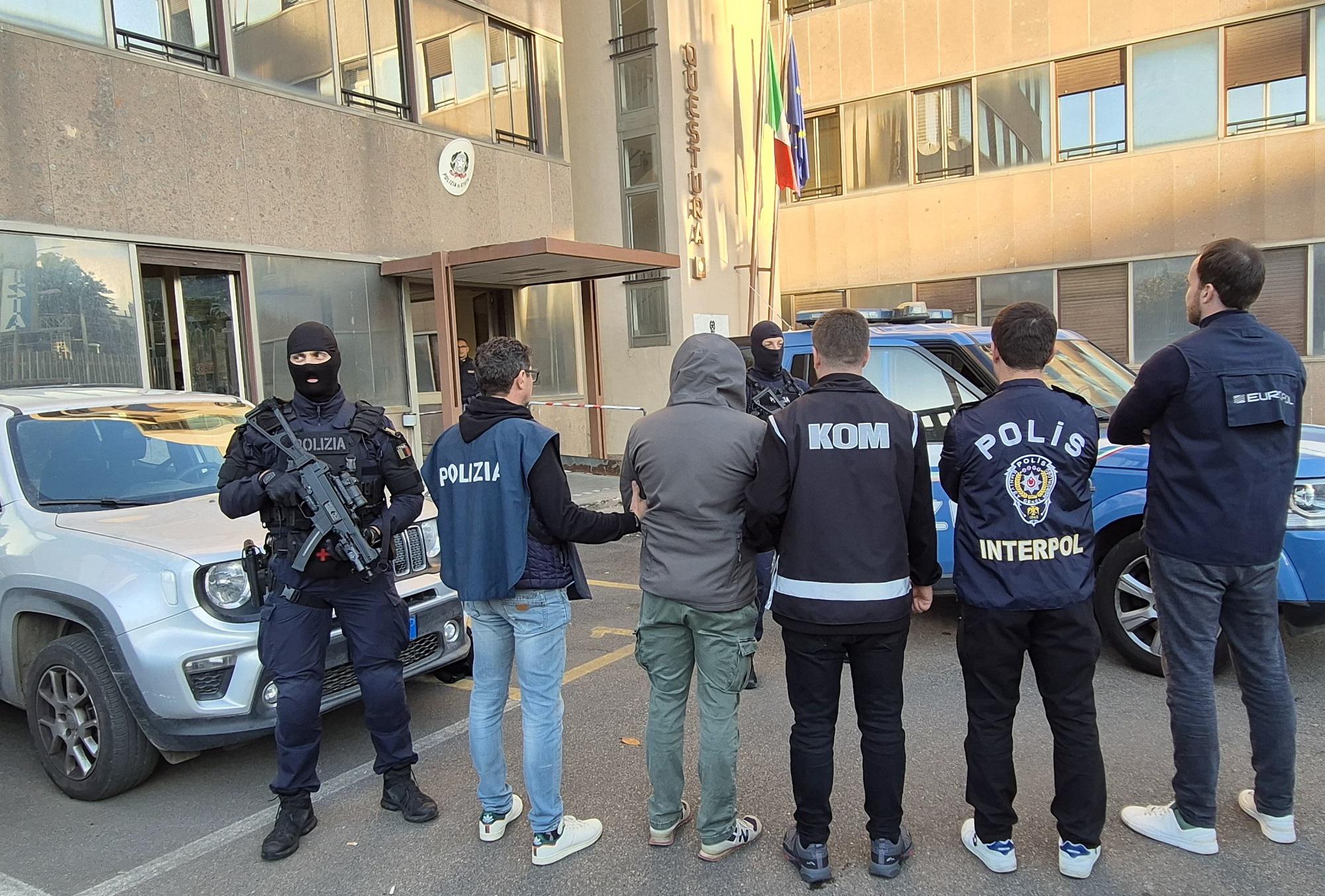 baris_boyun_arresto