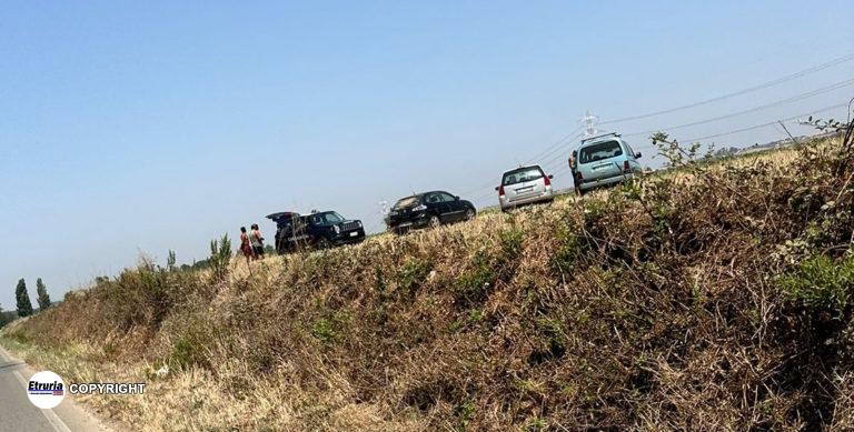 controlli carabinieri nei campi 2