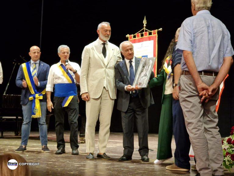 il ciuffo e la rosa (2)