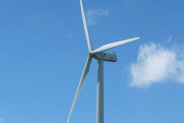 Goldener_Steinrueck_-_Windkraftanlagen,_Wind_turbine_-_Juni_2012 copia