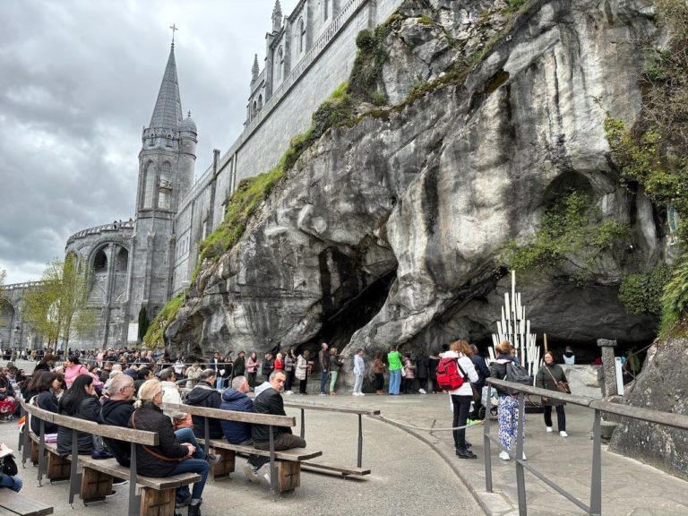 Lourdes-1-39
